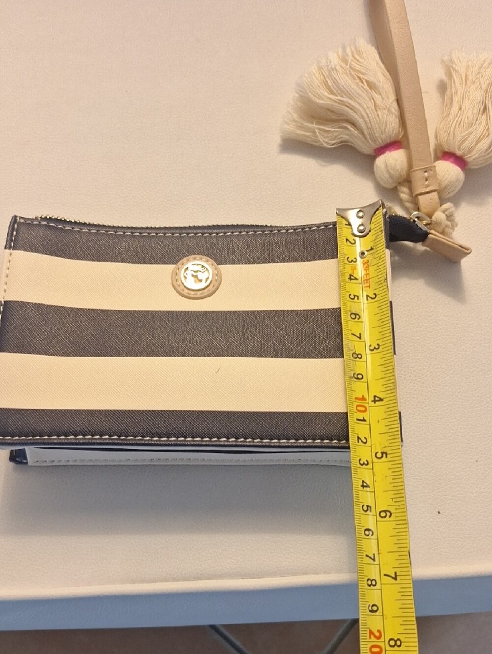 Gorgeous Spartina Striped Navy and White Leather Wristlet Pouch with Tassel - Picture 8 of 11